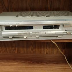 Technics Vintage AM/FM Receiver Model SA-211