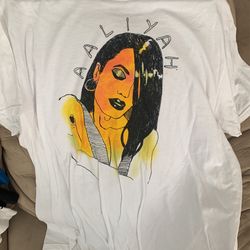 Aaliyah Watercolors Shirt XL