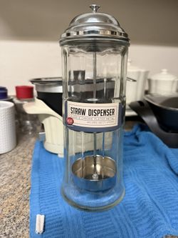 Straw Dispenser 
