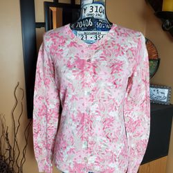 BANANA REPUBLIC PINK FLORAL BUTTON DOWN SWEATER!