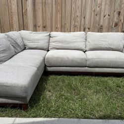 Modern Grey Sectional FREE DELIVERY 🚚 
