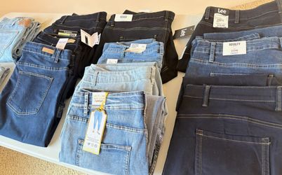 * Brand new women's jeans size 20W