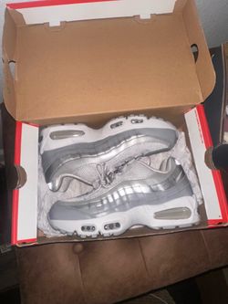 Brand New Women Nike 95 Air Max