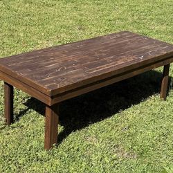 Stained Wood Planks Rustic Farmhouse Style Coffee Table
