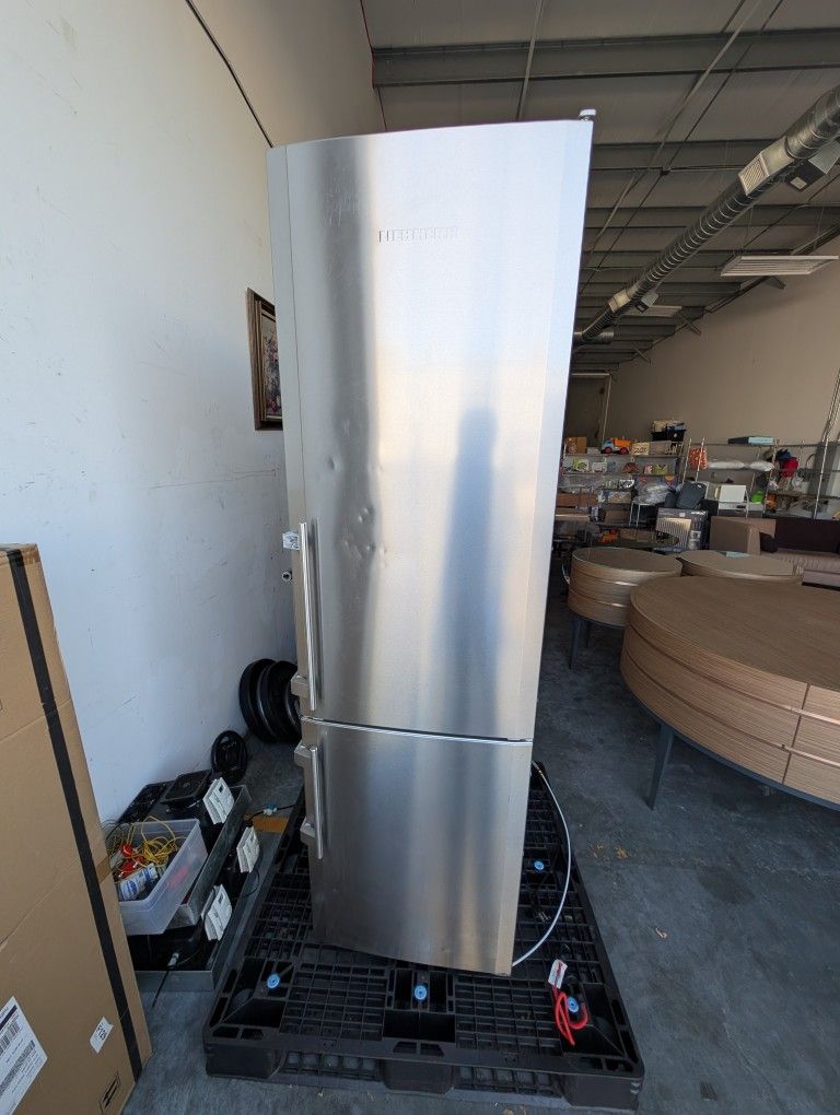 Refrigerator For Sale