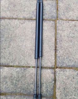 Chevy Trailblazer Shocks Lift Supports