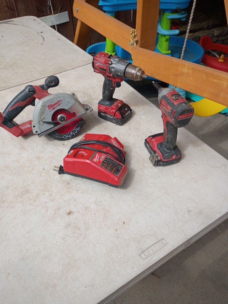 Milwaukee Set Brushless