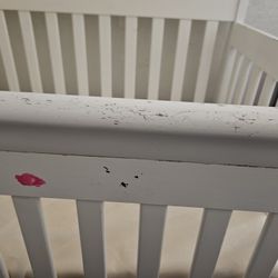 Cuna Gratis.   Free Crib 