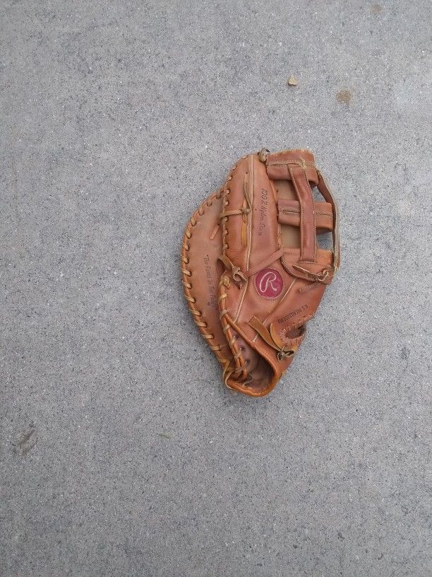 Rawlings Lefty First Base Glove