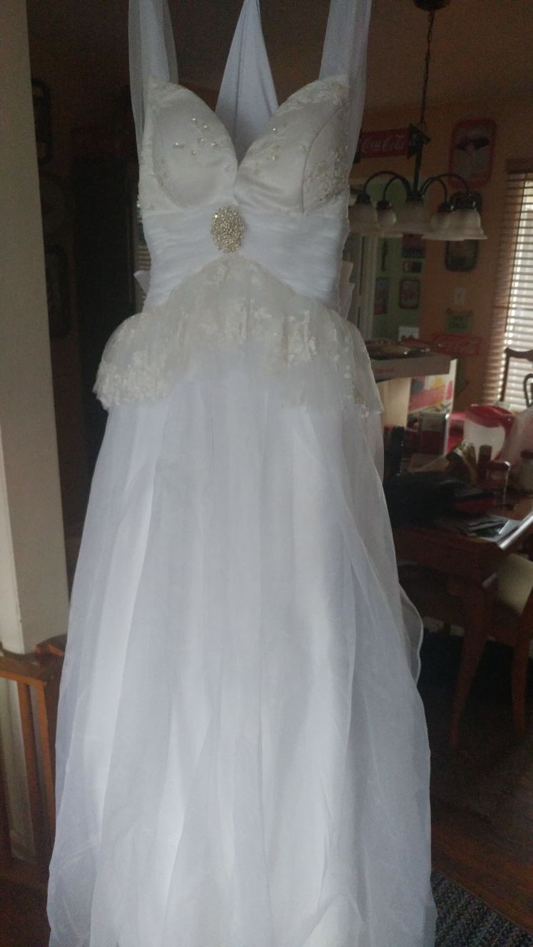Wedding dress