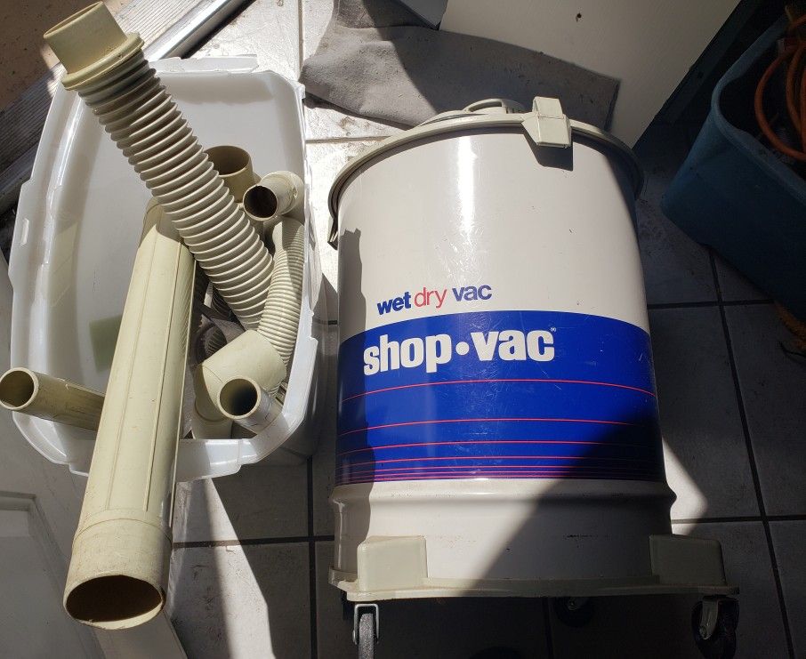 Working Vintage Shop Vac Model 600A Metal Canister Vacuum Cleaner w Attachments