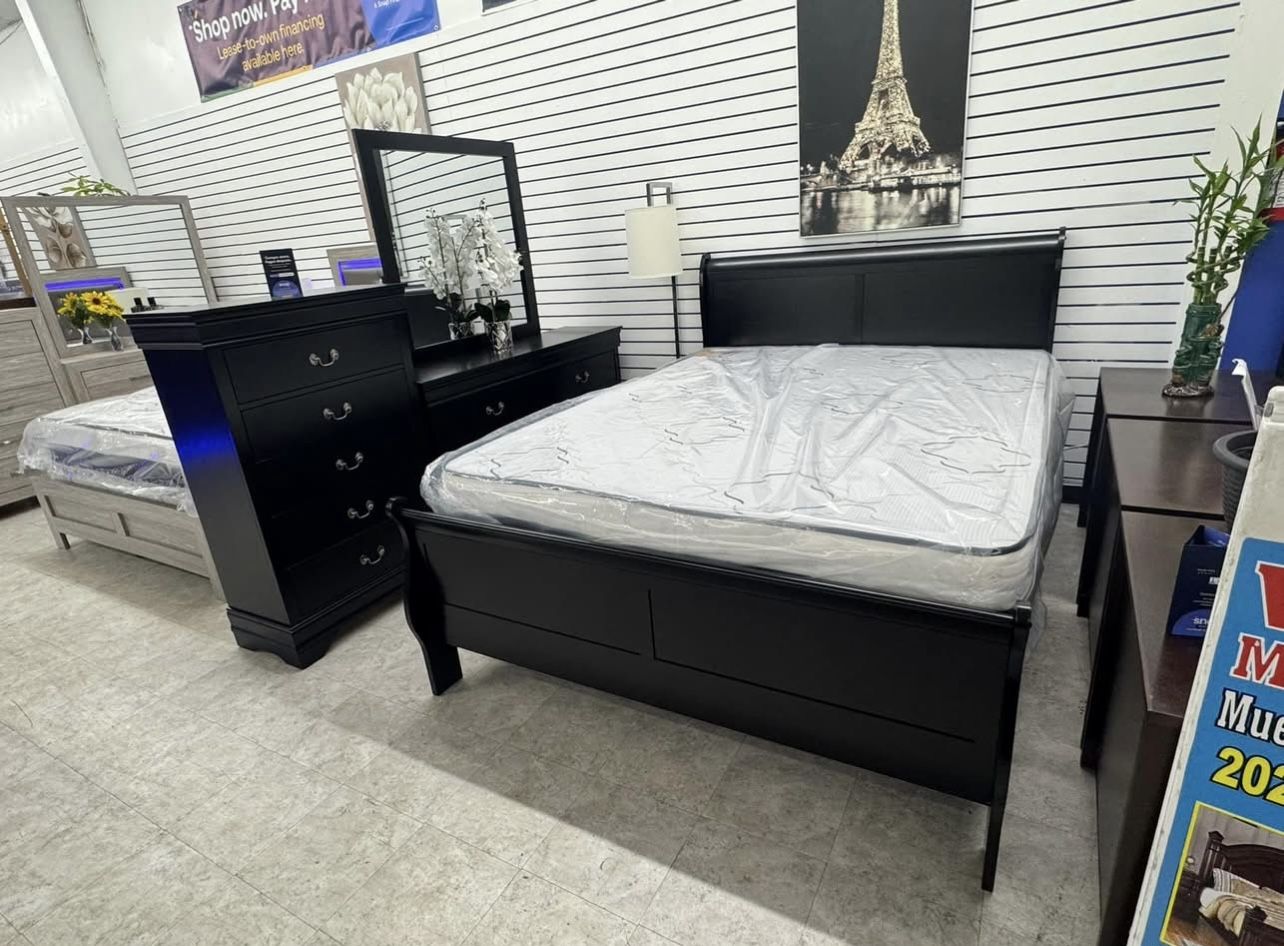 Amazing Deal! Complete Bedroom Set Just $798!