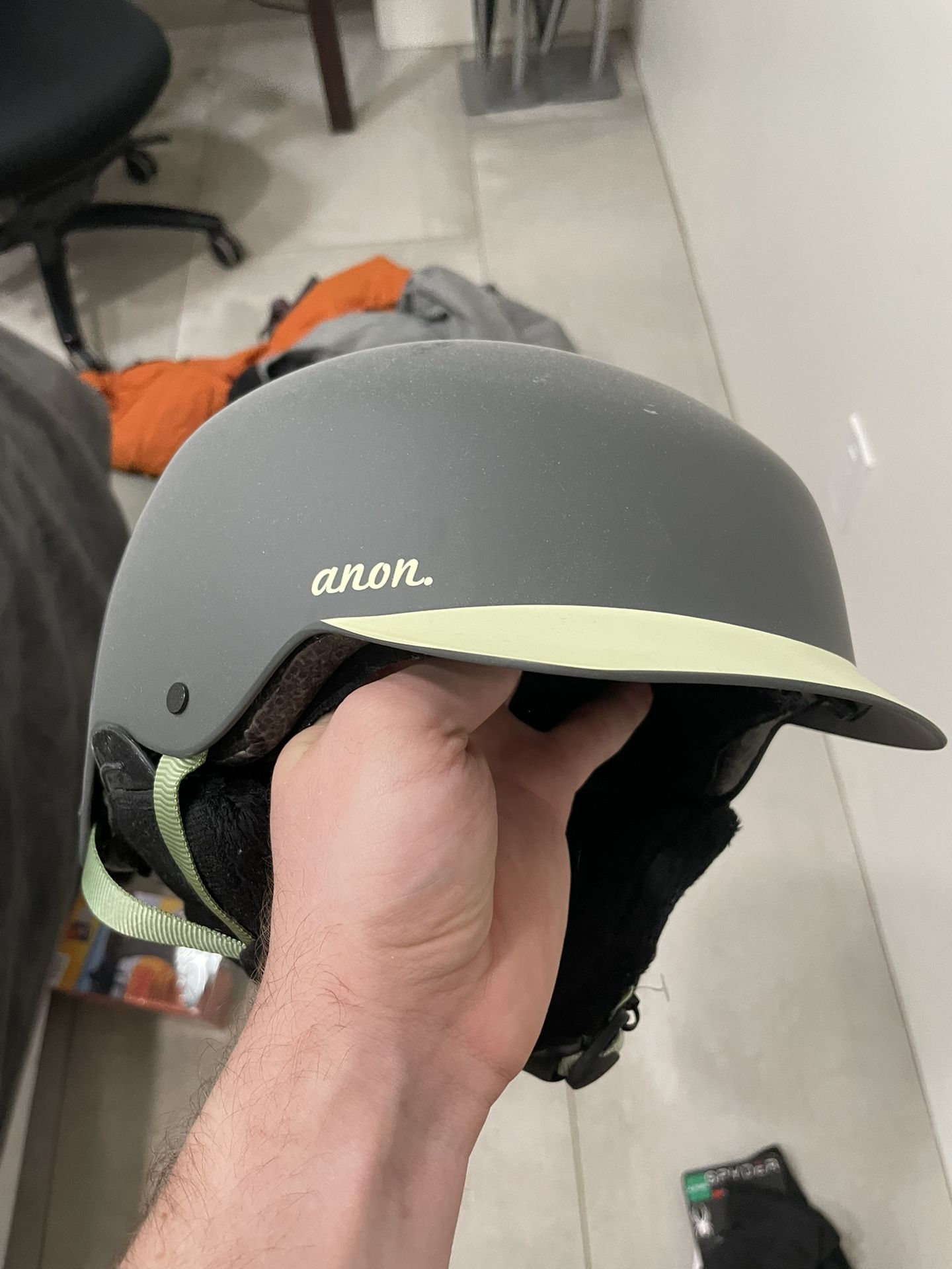 Snowboarding Helmet (Female)