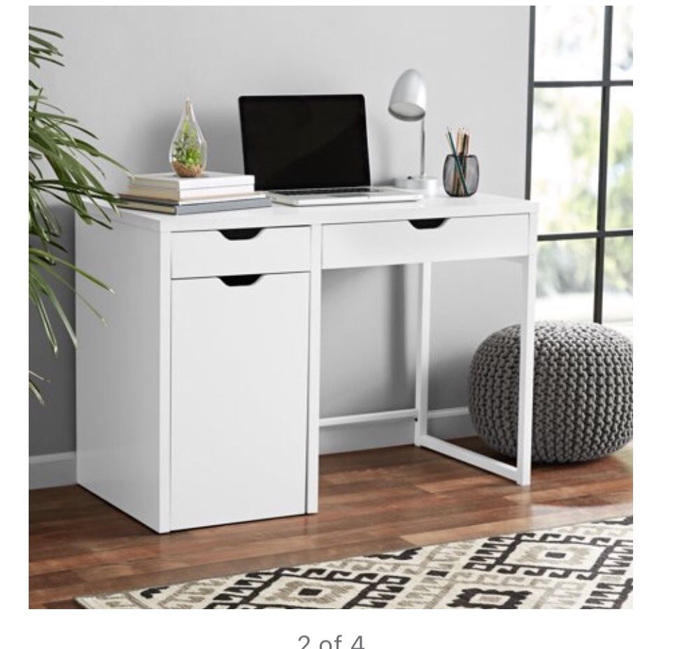 New white desk