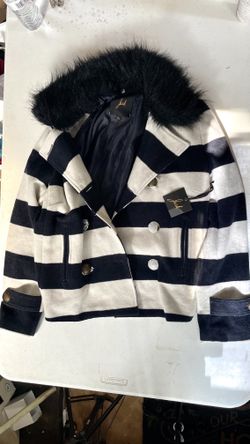 NWT Jack by BB Dakota Striped Peacoat Size L - Navy White Faux Fur Collar