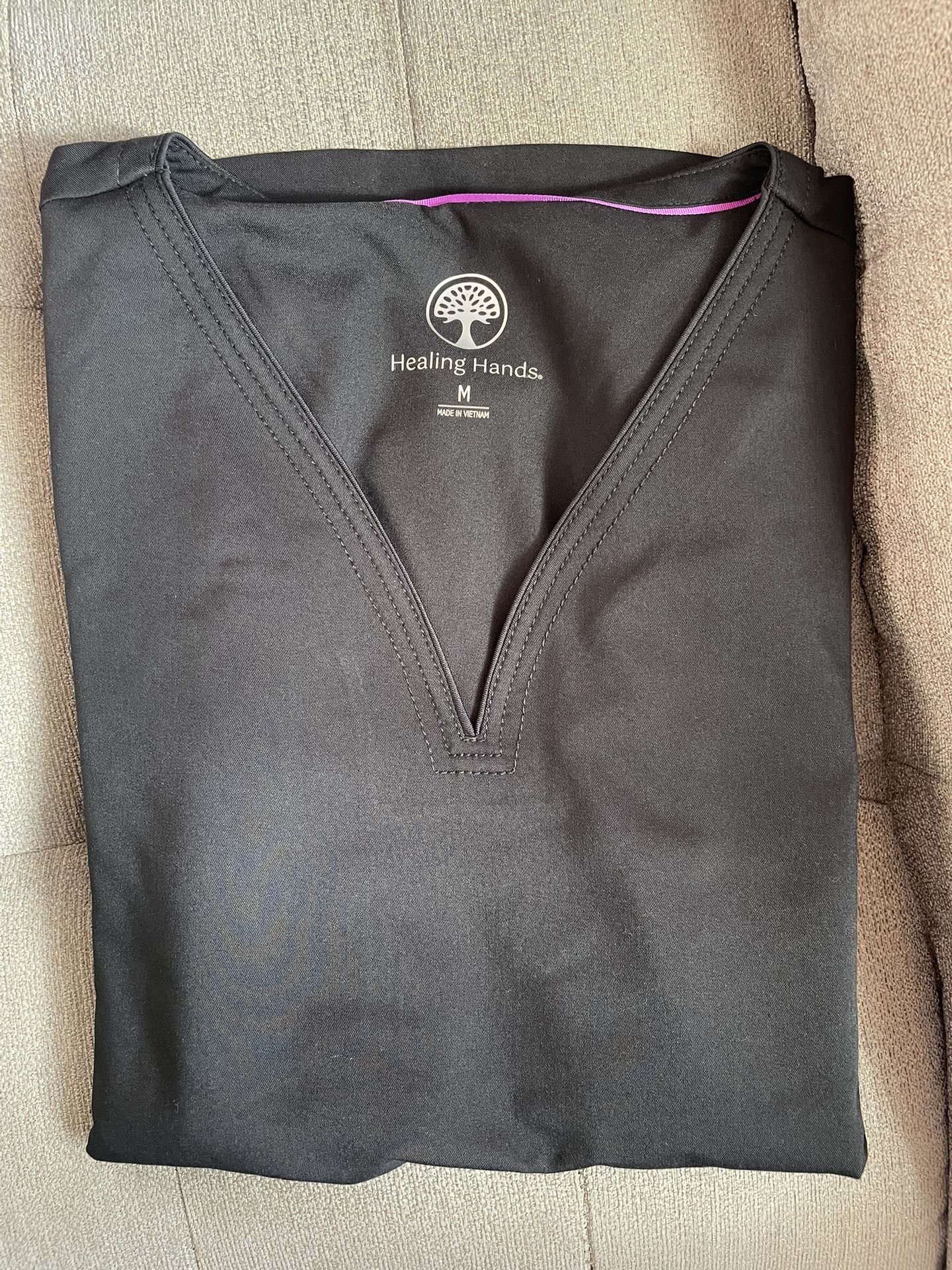 Healing Hands Jewel Neck Yoga Top Available In Small And Medium