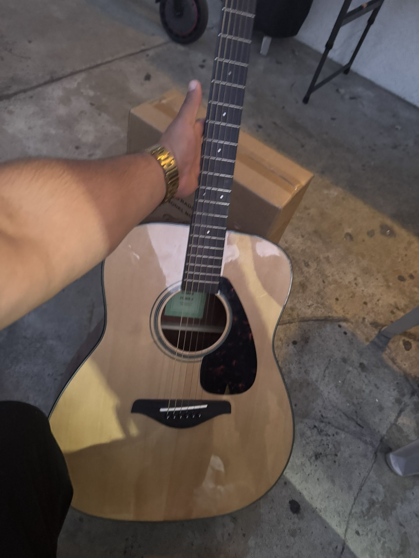 Guitar Yamaha 6 String