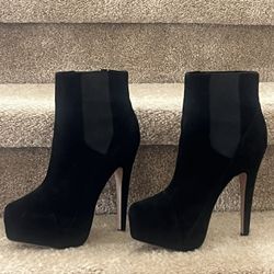 Black Suede platform Bondage Boot 
