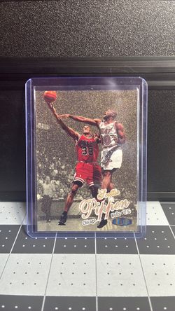 1997 ultra, gold medallion, Scottie Pippen