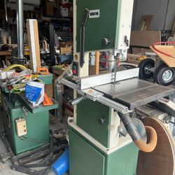 Rikon 14” Bandsaw With Extra Blades