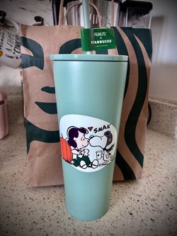 Snoopy x Starbucks cup