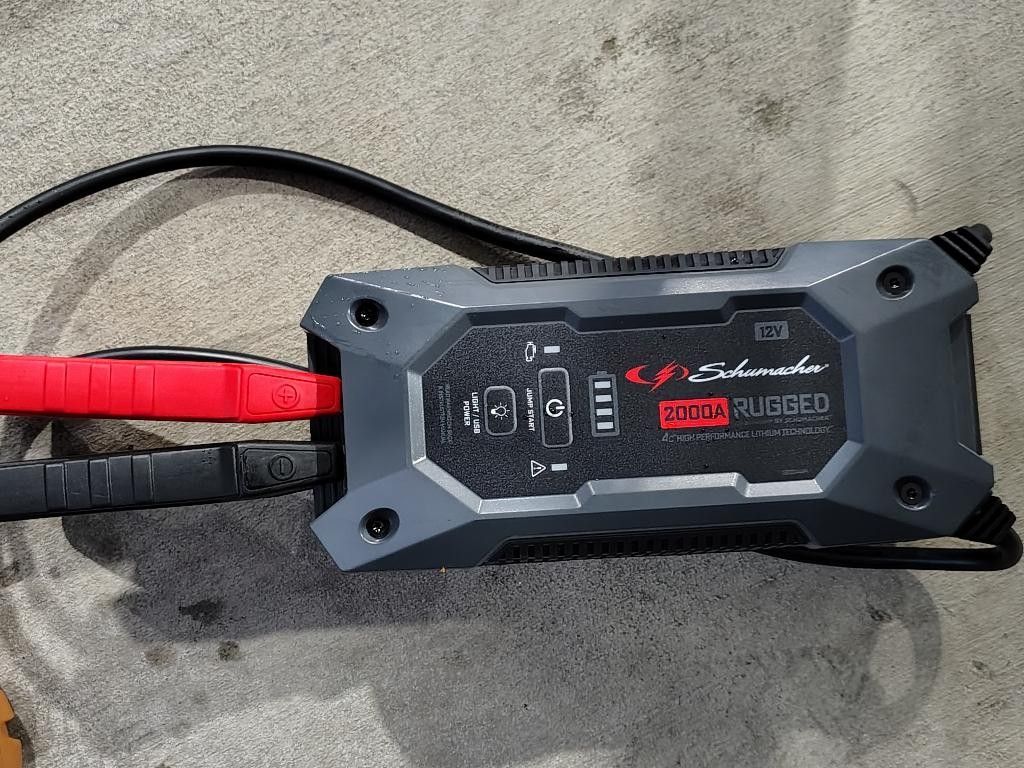 Portable Charger PowerBank And Jumpbox 200k Amps