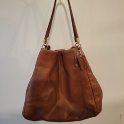 Coach All Soft Leather Bag. Lost Of Zip Up Compartments Clean.