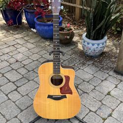 Taylor 210ce Acoustic-electric Guitar