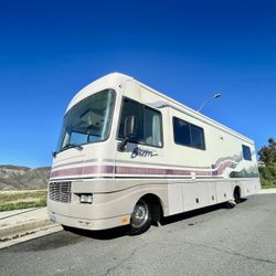 2000 Fleetwood Storm 