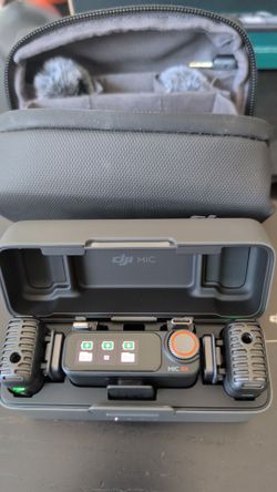 DJI Mic 2 Wireless Microphone System – 2 TX + 1 RX + Charging Case