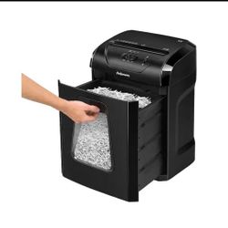 Fellowes Powershred 1200C 12-Sheet Cross-Cut Paper Shredder