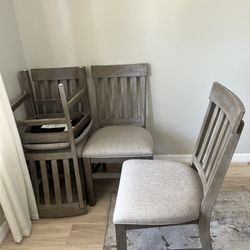 Beautiful Dining Room chairs - Barely Used- 