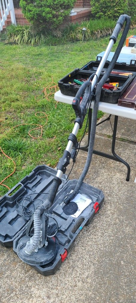 Ironton Drywall Sander With Hose And Case