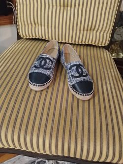 Beautiful Chanel Espadrilles Size 9