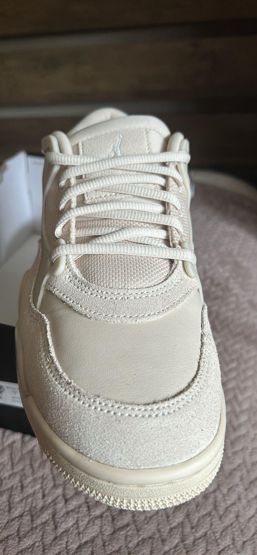 Jordan 4 Size 7 Brand New