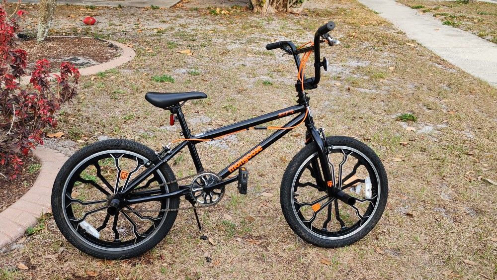 Mongoose Rebel BMX Freestyle Bike