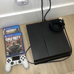 PLAYSTATION 4