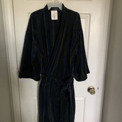 3 Robes For A Family 