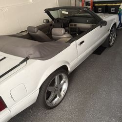 1991 Ford Mustang