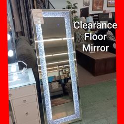 🤩 Clearance Floor LED Lighted Mirror 