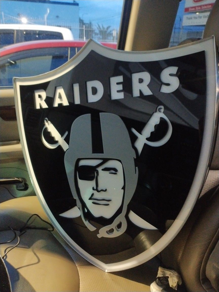 Las Vegas Raiders LED Sign (8”x12”) for Sale in Frankfort, IL - OfferUp
