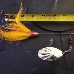 Musky Bucktail Spinner Lure