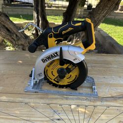 Dewalt Circular Saw