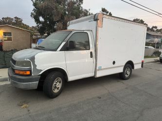2003 Chevy Express 3500 Van