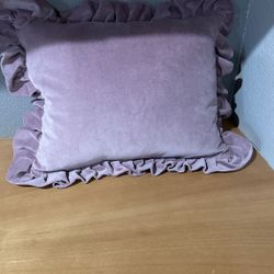 Home Decor- Pillow $5