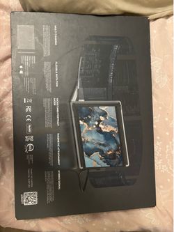 Duex Max attachable screen