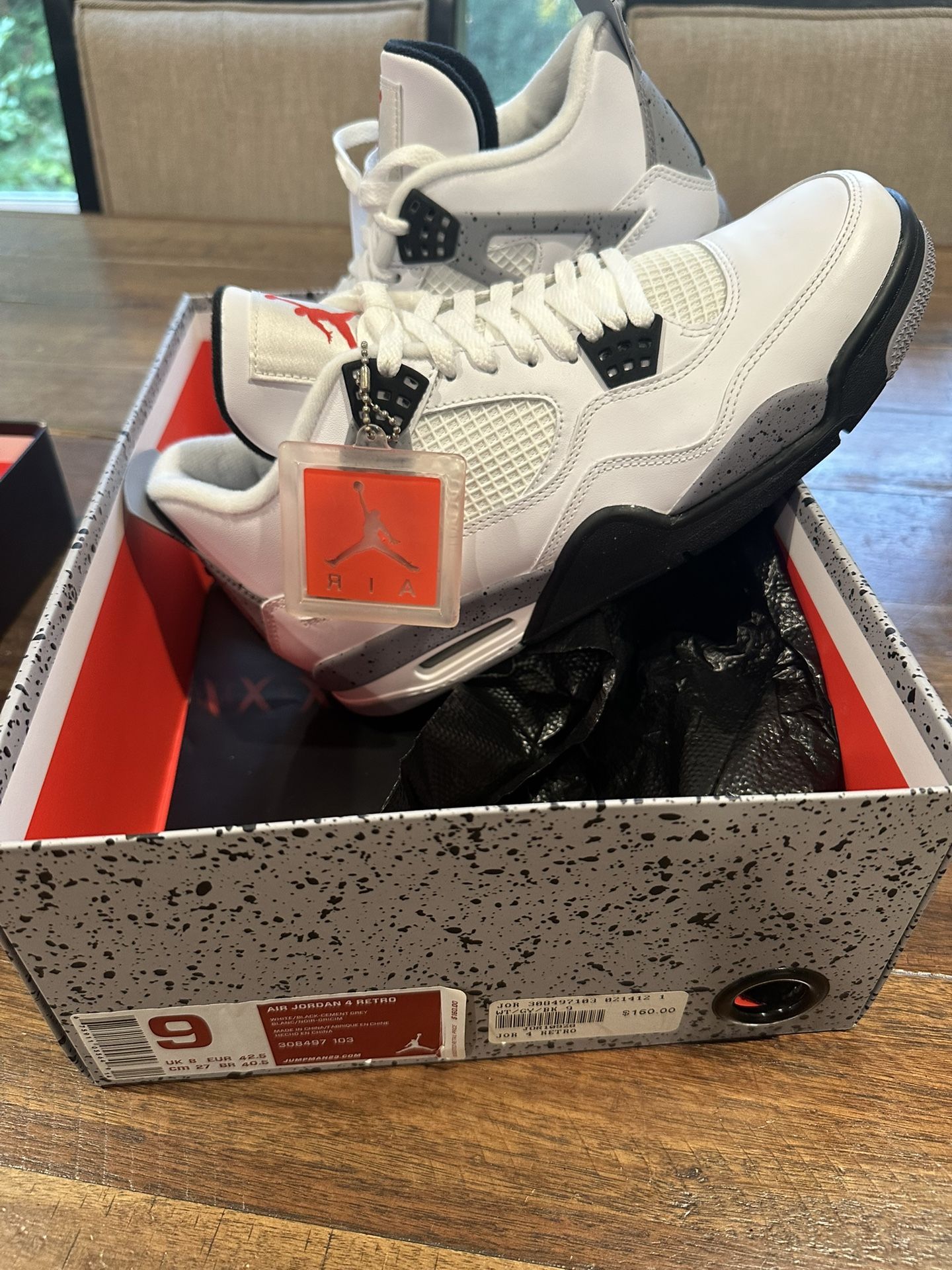 Nike Jordan 4 White Cement Size 9