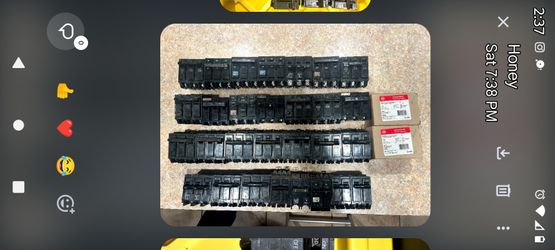 2 Pole And 3 Pole Breakers 