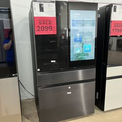 New Bespoke 29 cu. ft. Standard Depth 4-Door French Door Refrigerator in Charcoal Glass/Stainless Steel with AI Family Hub+