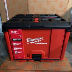 Milwaukee PACKOUT Modular Storage Cabinet